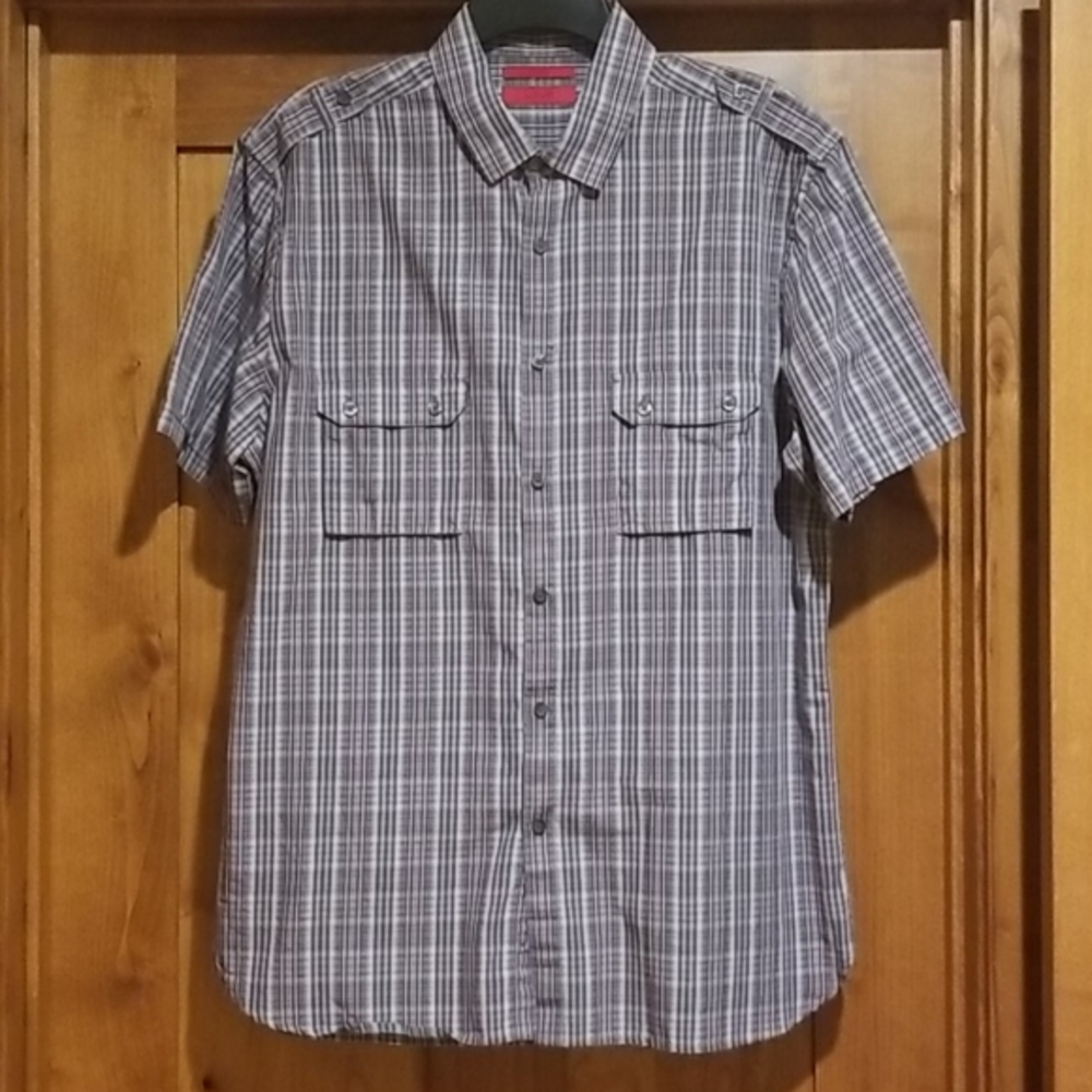 ⬇️Alfani Fitted Short Sleeve Plaid Shirt